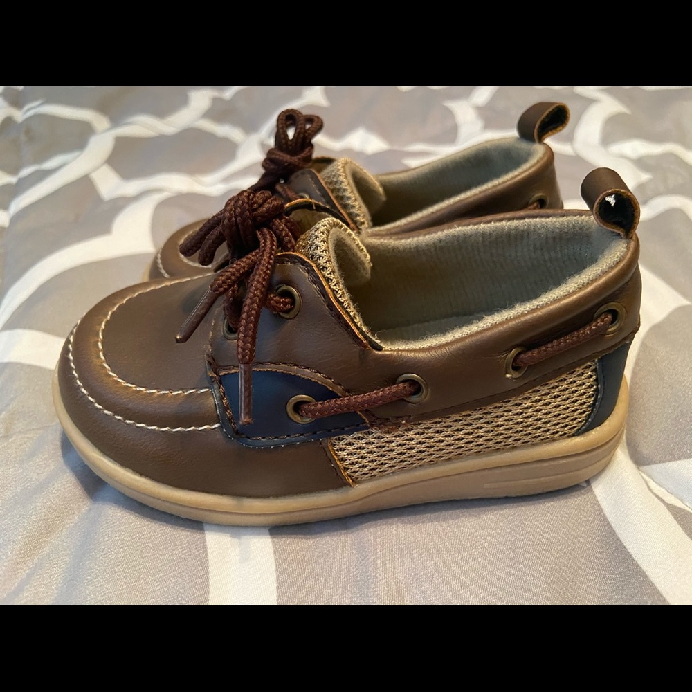 Brand New. Koala Kids Toddler Shoes. Size 6.